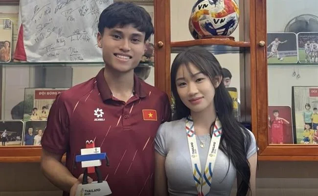 Thưởng nạp tiền hàng ngày/tuần